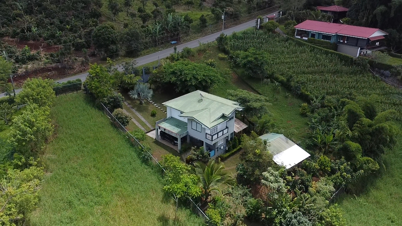 3 BEDS 2 STORY HOME IN VILLA NUEVA, PEREZ ZELEDON