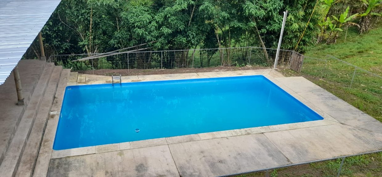 Swimming pool 2