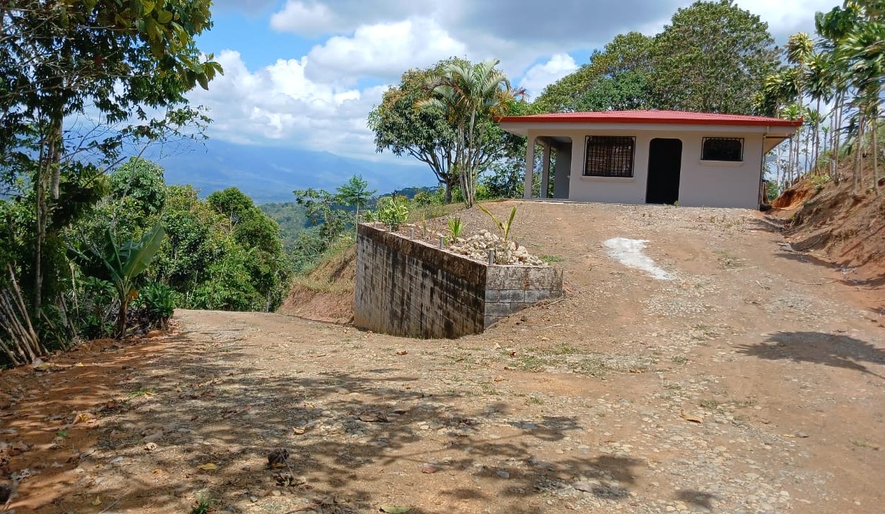 94a3e136-97d8-4d9a-8a8b-0602b0171908(1)