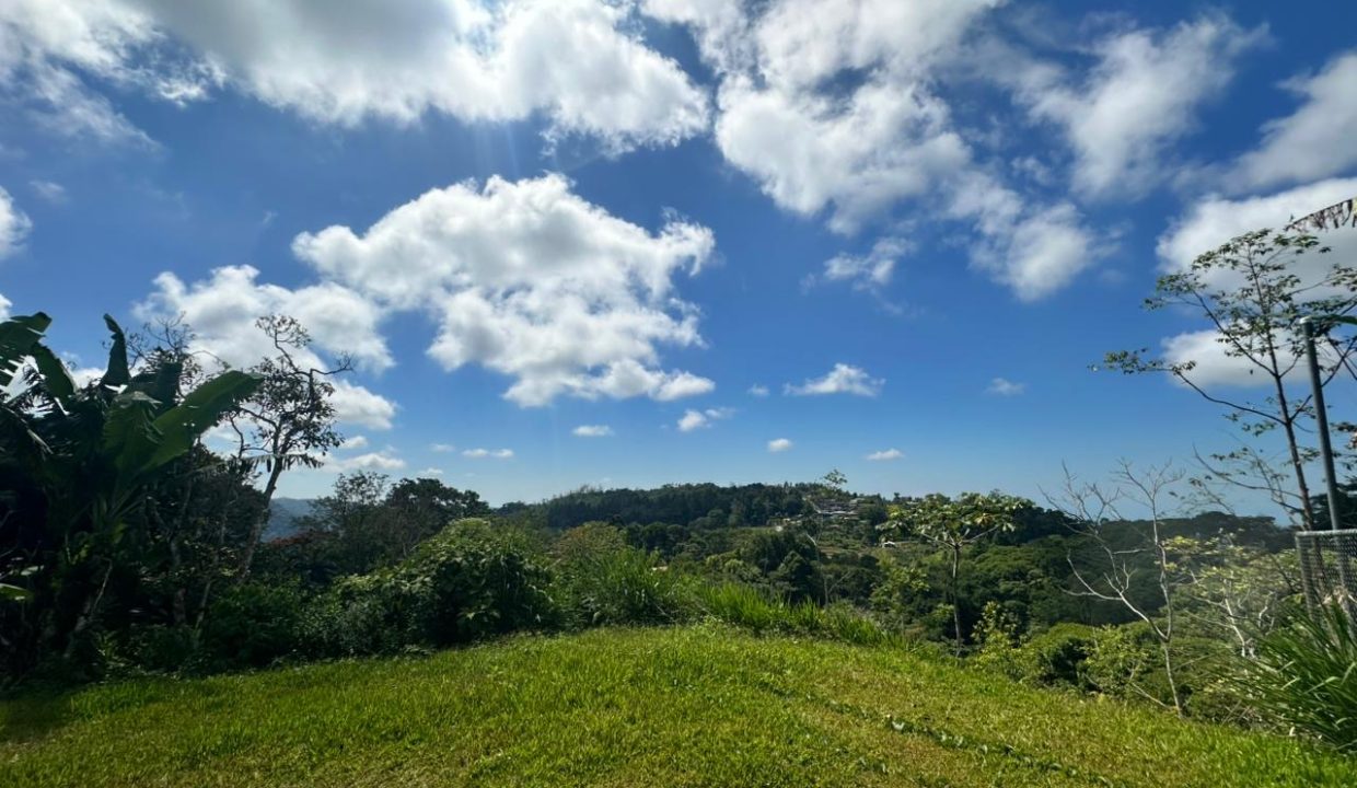 Lote comercial en venta Tinamastes (1)