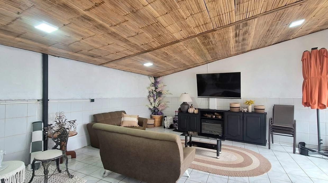 Casa en venta Perez Zeledon Costa Rica (1)