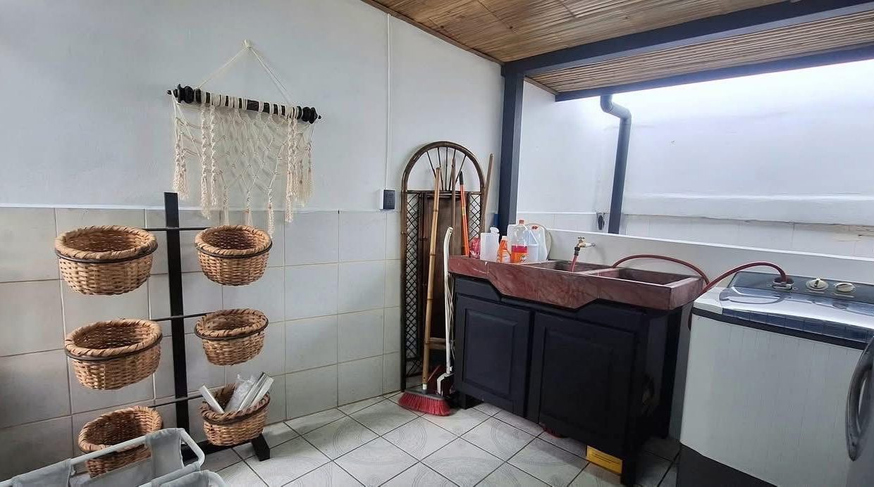 Casa en venta Perez Zeledon Costa Rica (2)