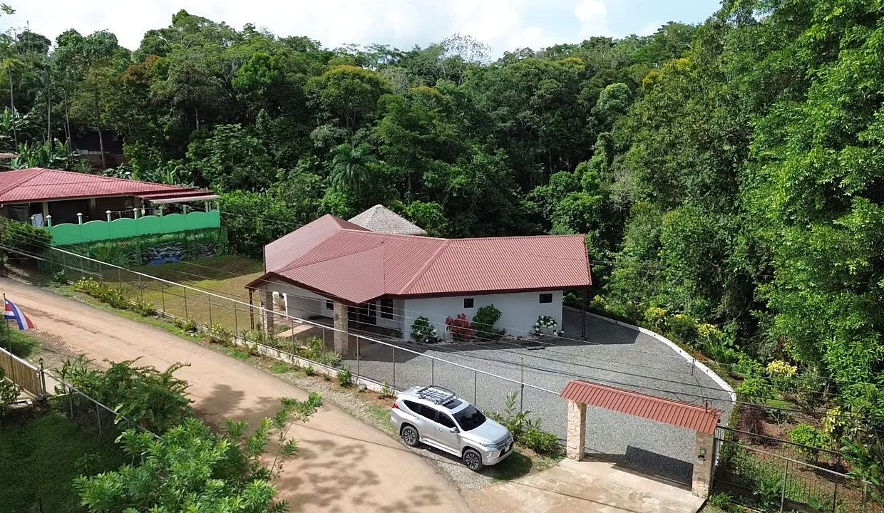 Casa en venta en Platanillo Costa Rica (0.11)