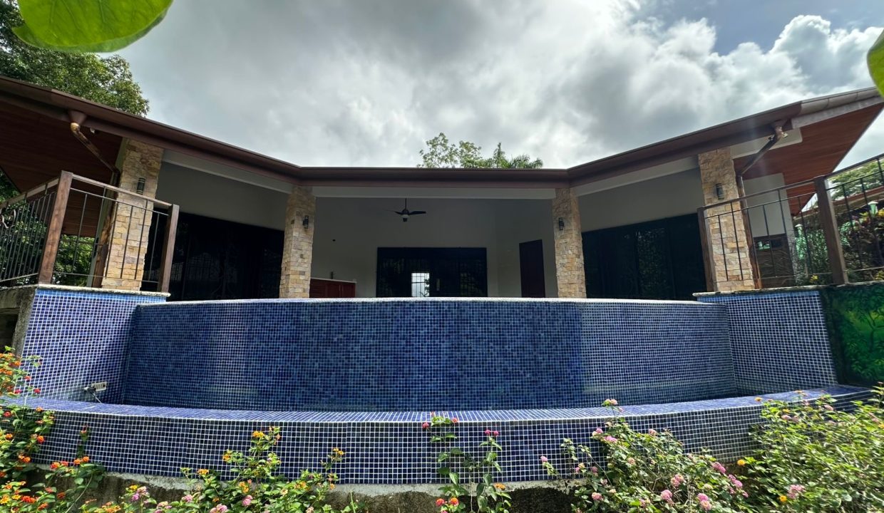 Casa en venta en Platanillo Costa Rica (1.9)
