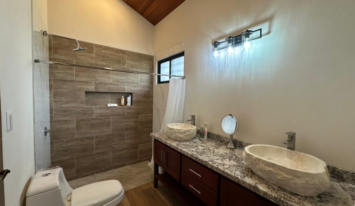 Casa en venta en Platanillo Costa Rica (36)