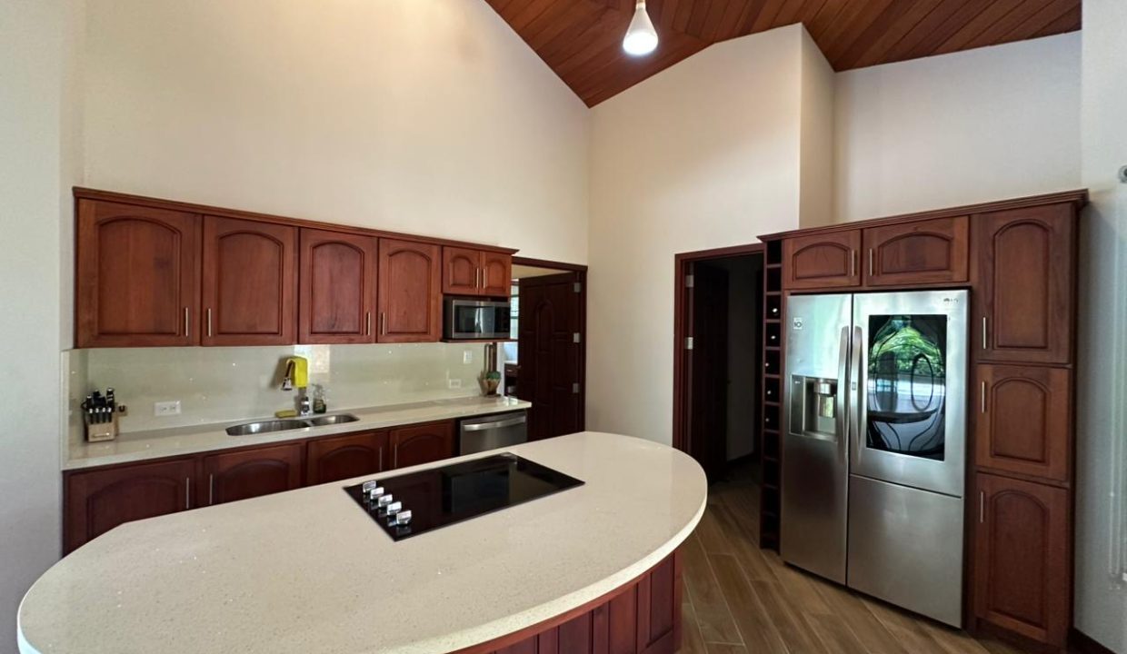 Casa en venta en Platanillo Costa Rica (42)