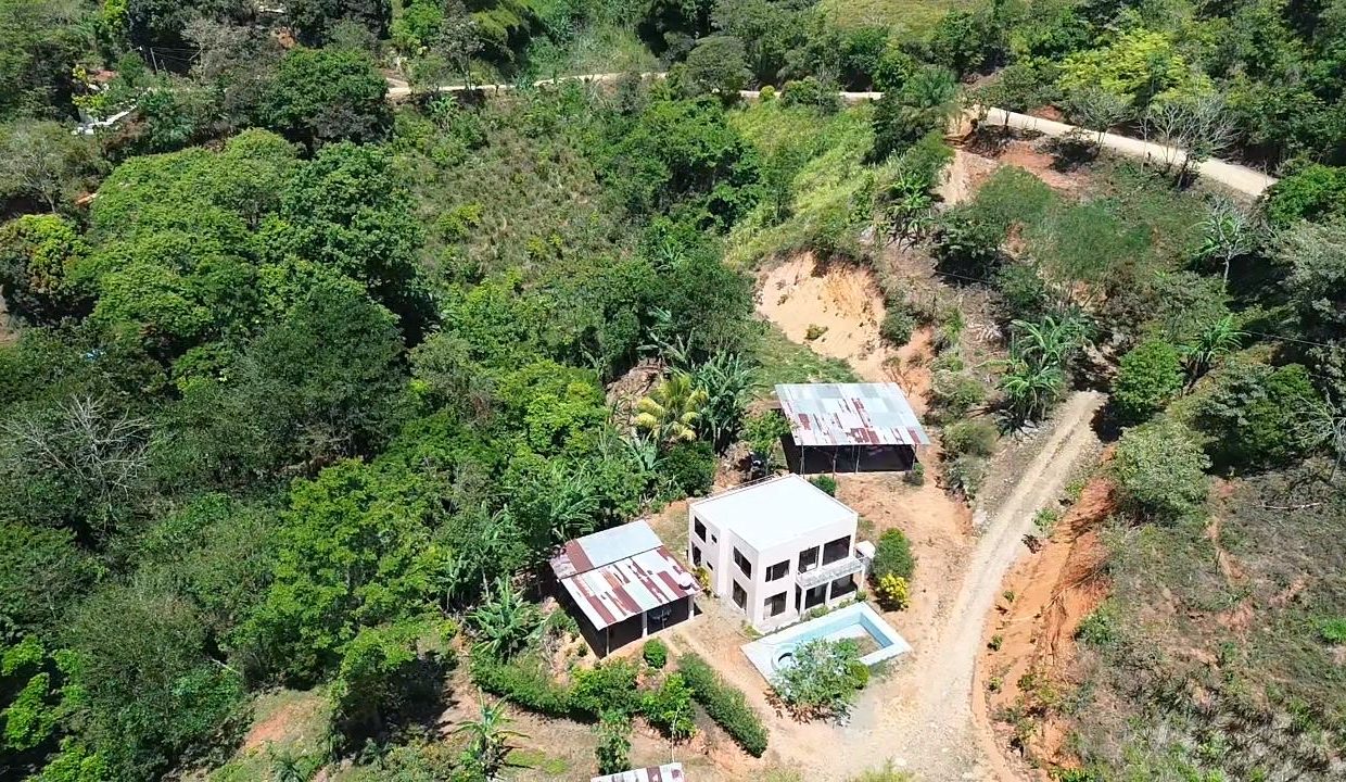 CASA EN VENTA PEREZ ZELEDON COSTA RICA (1)