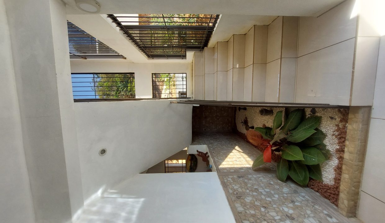 E Casa en venta Perez Zeledon Costa Rica (11)