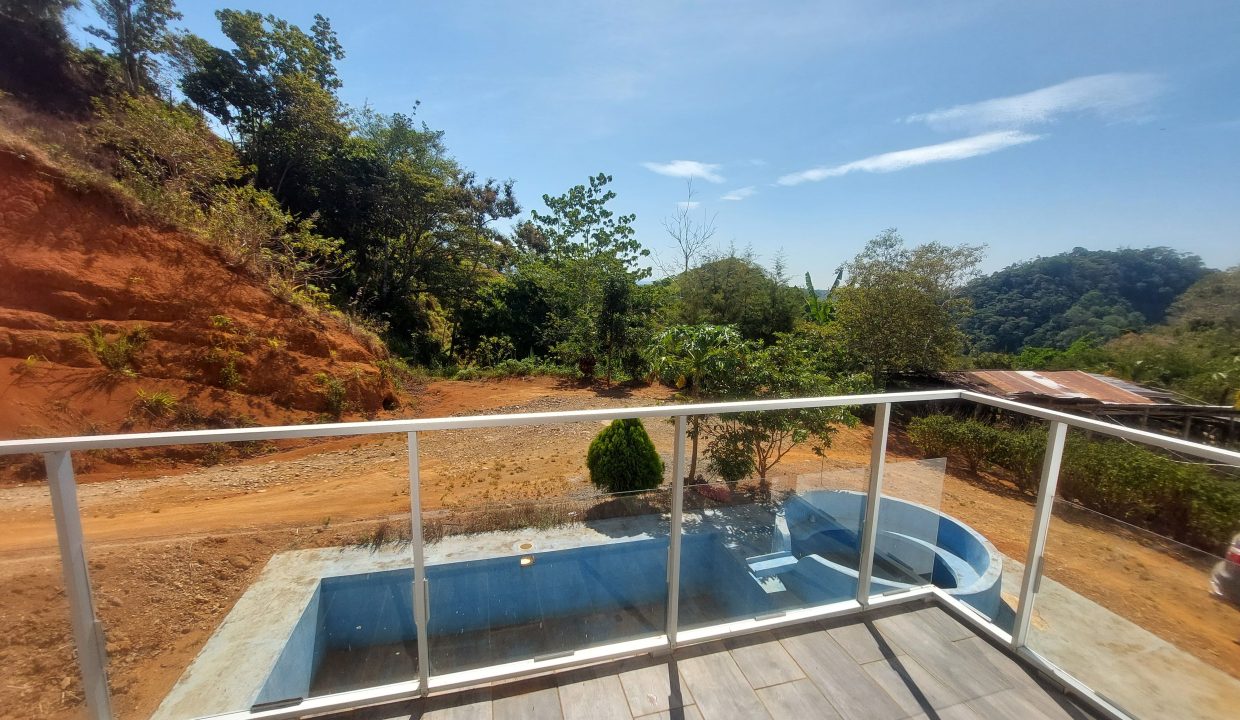 E Casa en venta Perez Zeledon Costa Rica (13)
