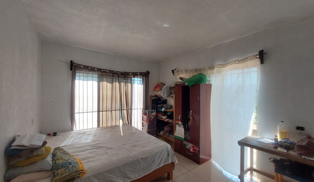 E Casa en venta Perez Zeledon Costa Rica (9)