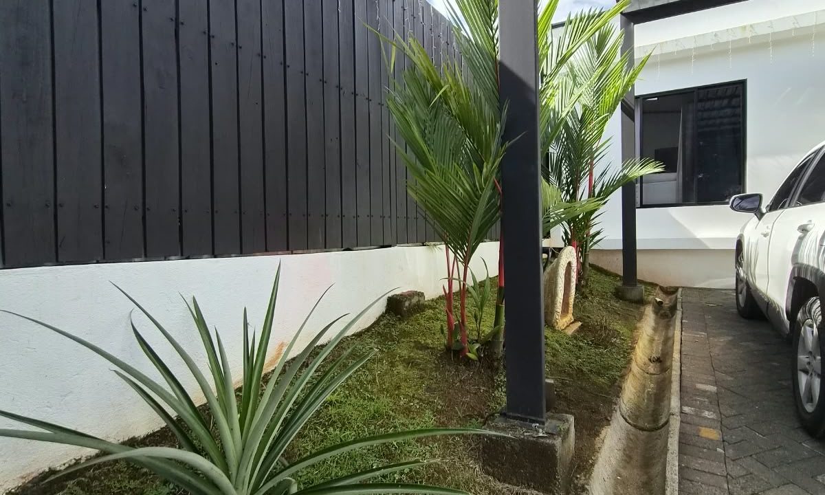 casa en venta perez zeledon costa rica (21)